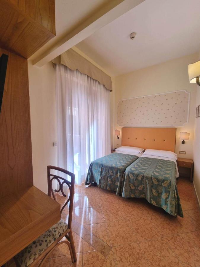 Hotel Girasole Sorrento Eksteriør billede