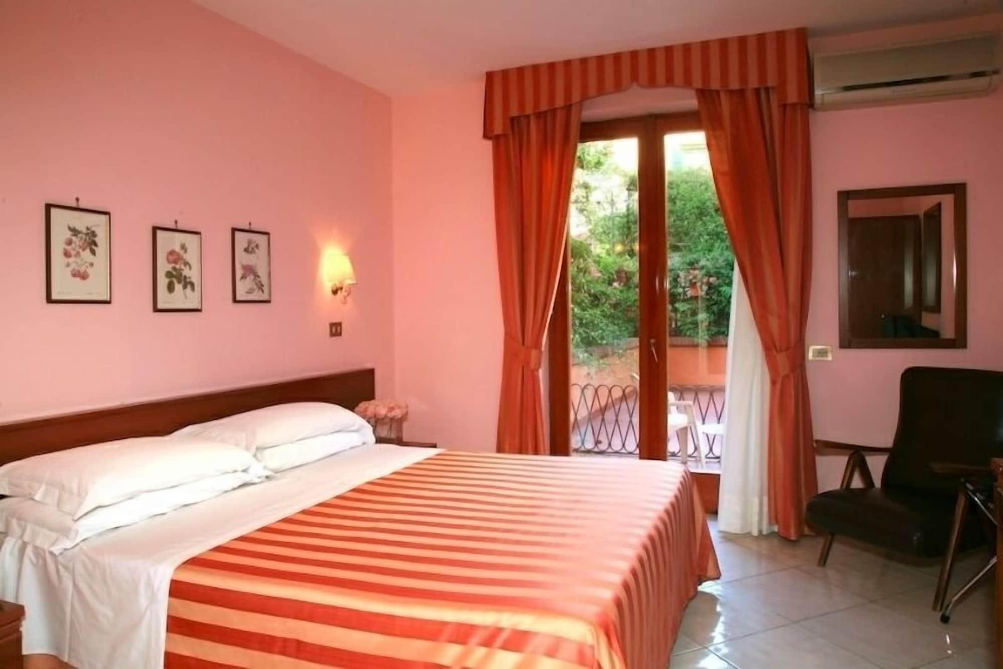 Hotel Girasole Sorrento Eksteriør billede