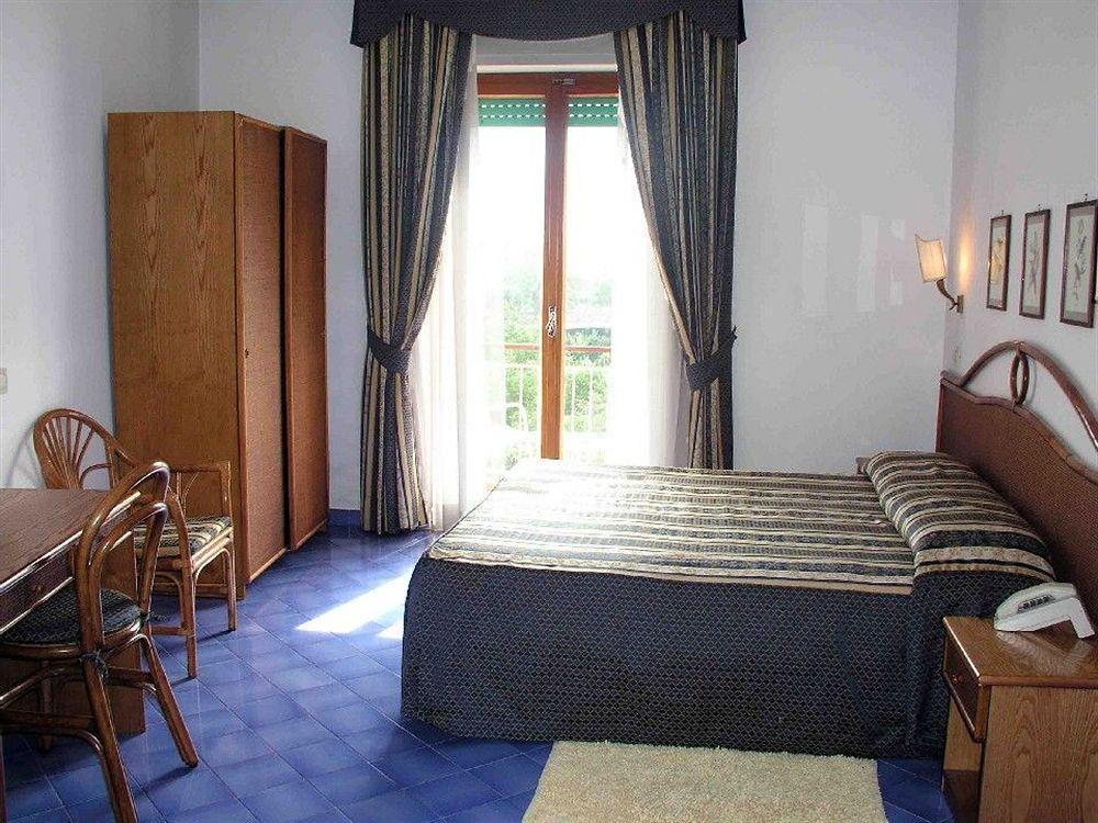 Hotel Girasole Sorrento Eksteriør billede