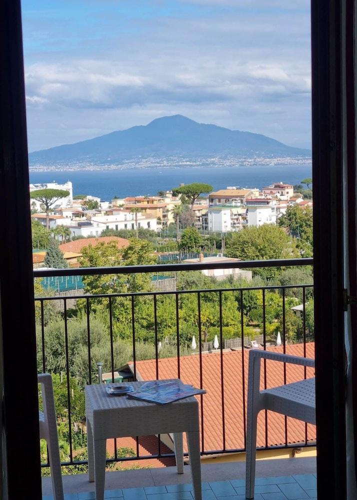 Hotel Girasole Sorrento Eksteriør billede