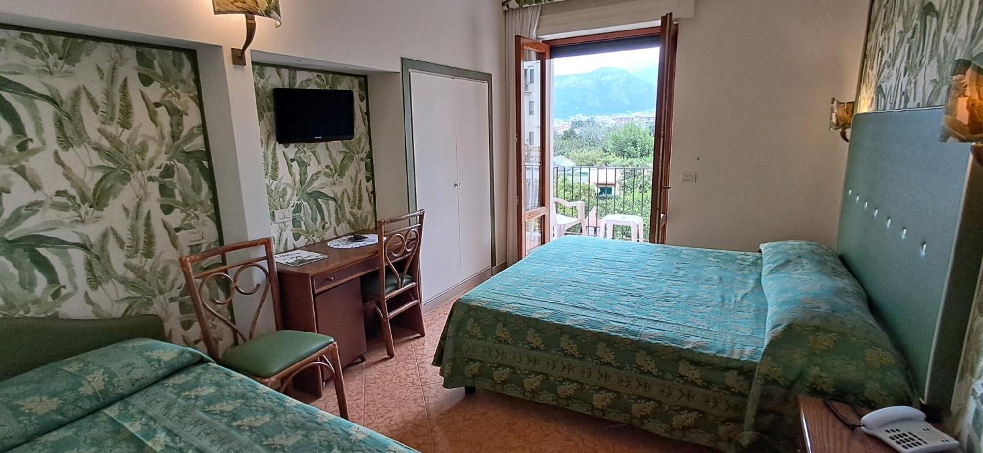 Hotel Girasole Sorrento Eksteriør billede