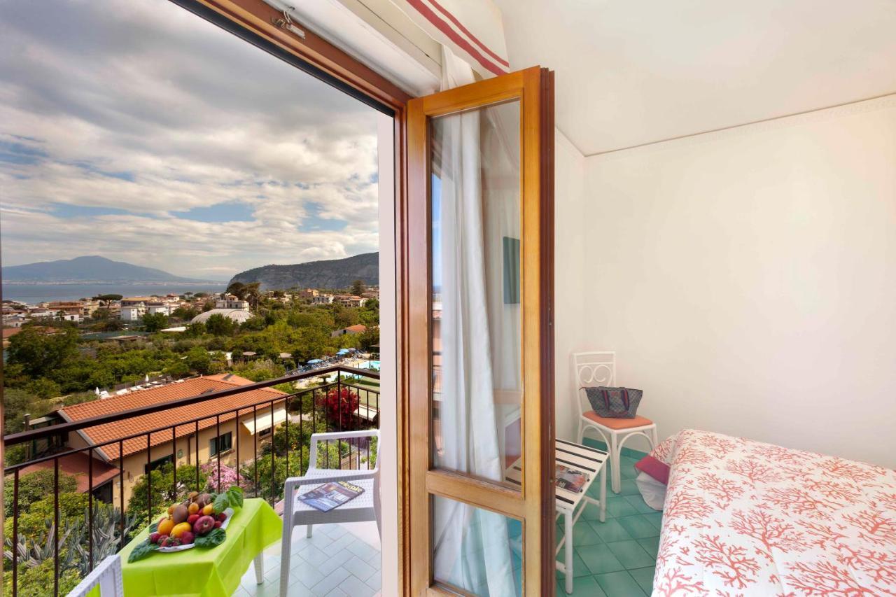 Hotel Girasole Sorrento Eksteriør billede